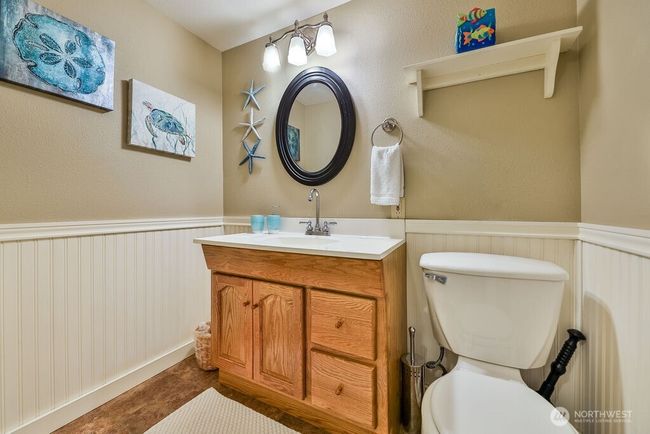 Ground level half bath | Image 21