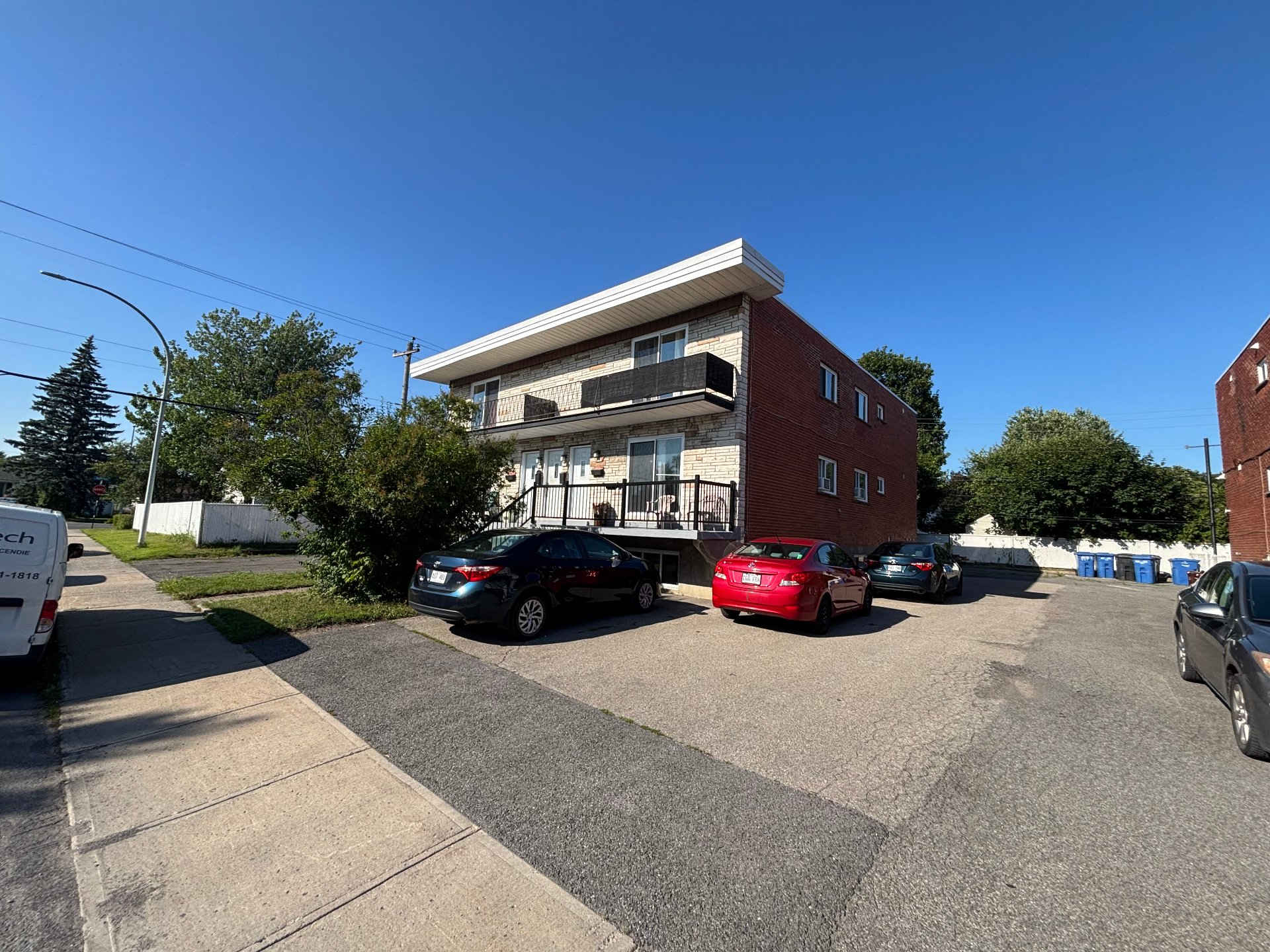 Other in Longueuil (Le Vieux-Longueuil) 2