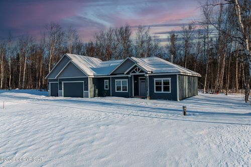 8028 E Yarn Spinner Cir, Palmer, AK, 99645-1870 | Card Image