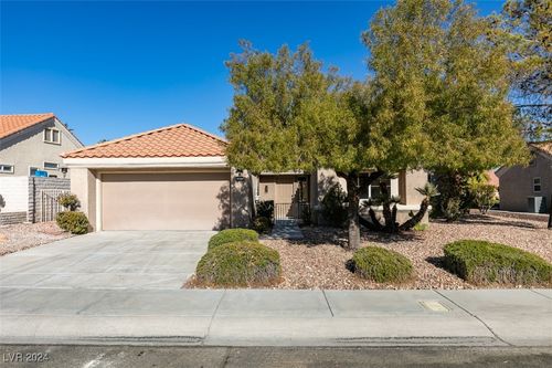 8916 Desert Mound Drive, Las Vegas, NV, 89134 | Card Image