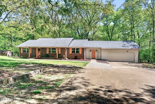 6815 Whippoorwill Rd, Olive Branch, MS, 38654-9350 | Card Image