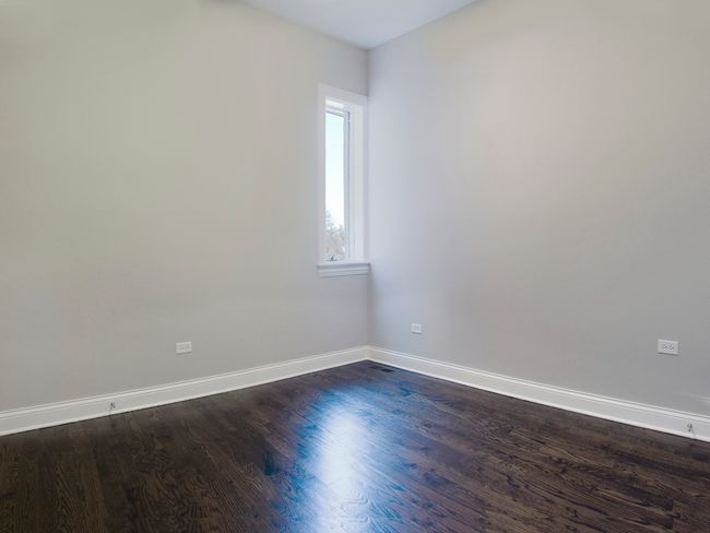 APT-2 - 4113 Western Ave, Condo with 2 bedrooms, 2 bathrooms and 1 parking in Chicago IL | Image 9