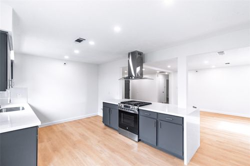 11726 N Willow Circle, Houston, TX, 77071 | Card Image