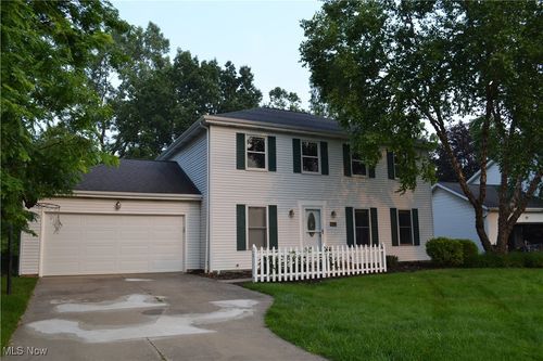 7021 Longview Dr, Solon, OH, 44139-4534 | Card Image