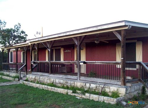 3824 Wegner Rd, New Braunfels, TX, 78132-2479 | Card Image