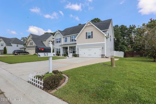 313 Bear Run, Maple Hill, NC, 28454-1201 | Card Image