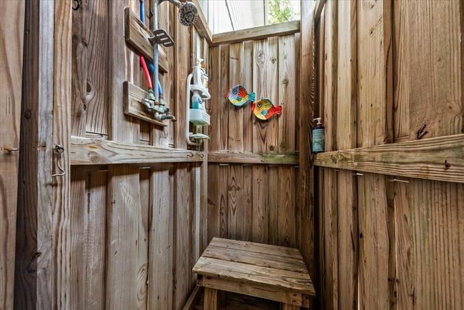 1604 Jungle Road | Image 38