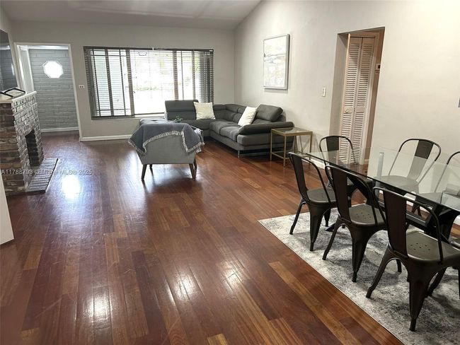 460 Nw 88 Th Ter, House other with 4 bedrooms, 2 bathrooms and null parking in El Portal FL | Image 5