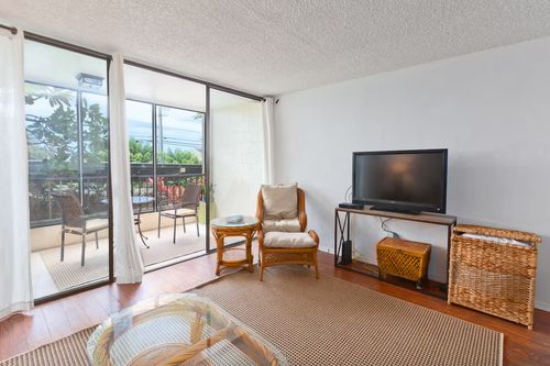 apt-101-75-5681 Kuakini Hwy, Kailua Kona, HI, 96740-1637 | Card Image