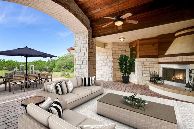 This virtual photo shows how easy it is to Live & Play here! | Image 25