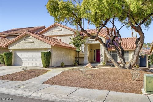395 Chadwick Cir, Henderson, NV, 89014-4524 | Card Image