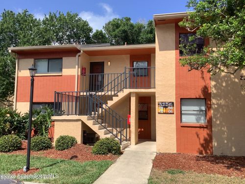 421-2334 Golf Lake Cir, Melbourne, FL, 32935-1905 | Card Image