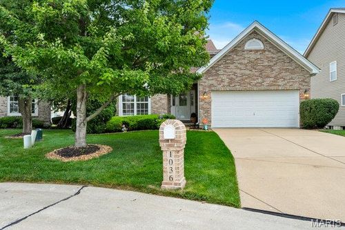 1036 Saratoga Springs Ct, Florissant, MO, 63034-3501 | Card Image