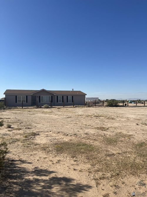 9374 Victoria Cir, Tacna, AZ, 85352-0197 | Card Image