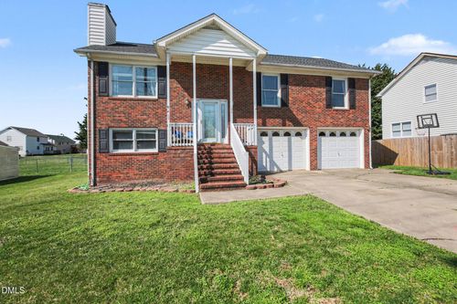 3904 Riverdale Rd, Greensboro, NC, 27406-7512 | Card Image