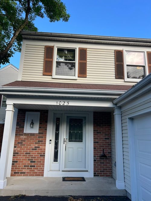 1025 Oswego Rd, Naperville, IL, 60540-6255 | Card Image