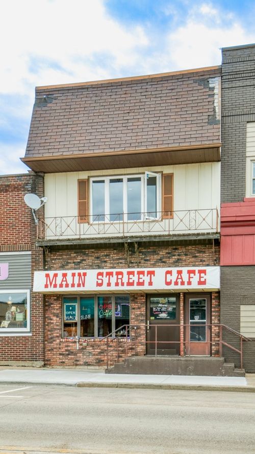 1418 Main St, BLOOMER, WI, 54724-1671 | Card Image