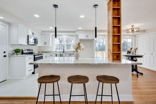 913 Norfleet Rd, Virginia Beach, VA, 23464-1642 | Card Image