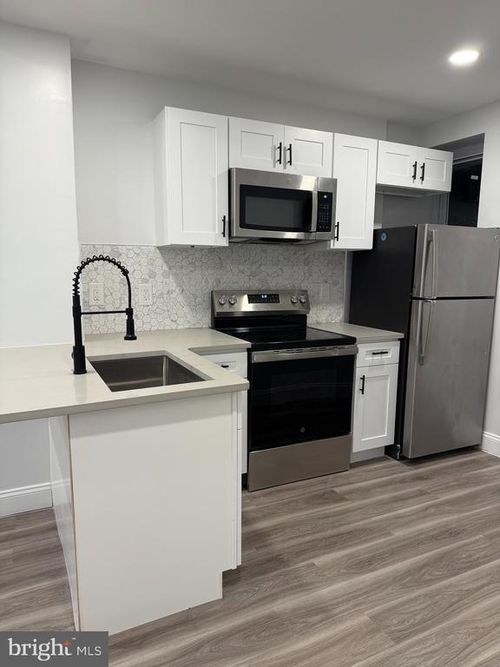 1-703 W Huntingdon St, PHILADELPHIA, PA, 19133-2214 | Card Image