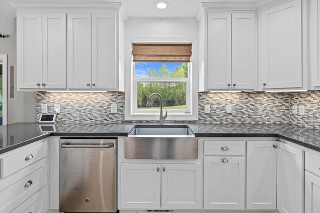 Kitchen | Image 6