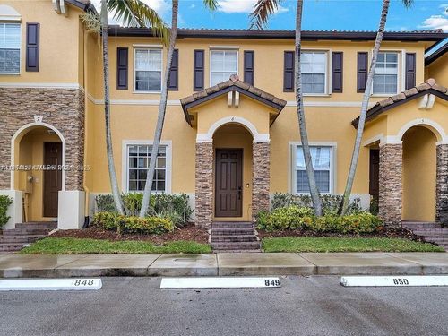 unit-4-9133 Sw 227th St, Cutler Bay, FL, 33190-1859 | Card Image