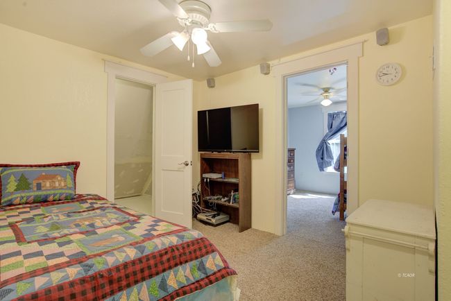 Sleeping area | Image 32