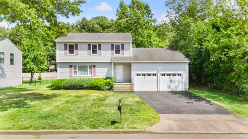 21 Lyda Dr, Milford, CT, 06460-3756 | Card Image