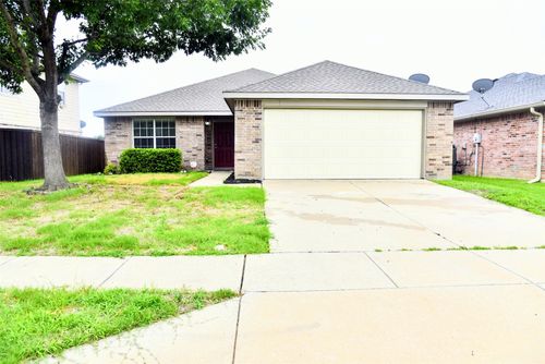 5760 Mountain Stream Trl, Fort Worth, TX, 76244-5165 | Card Image