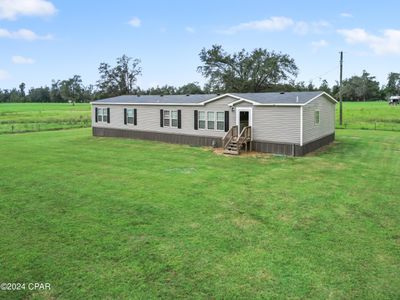 2187 High Road, House other with 4 bedrooms, 3 bathrooms and null parking in Marianna FL | Image 2