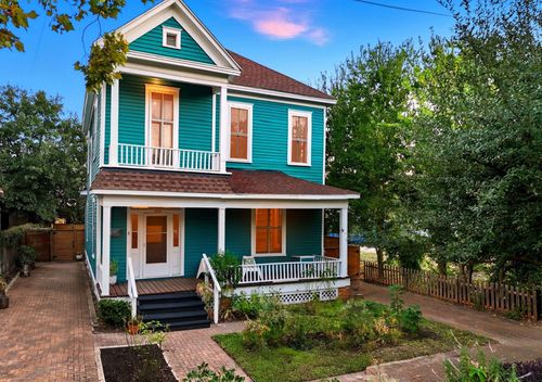 1818 Decatur St, Houston, TX, 77007-7635 | Card Image