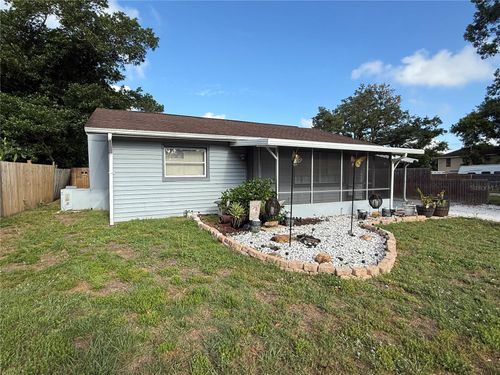 2402 9th Street E, Bradenton, FL, 34208 | Card Image