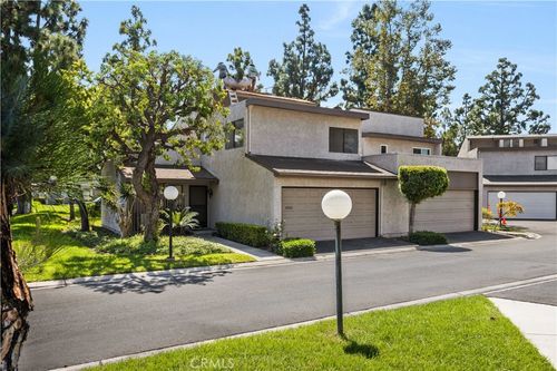3010 E Via Taranto, Anaheim, CA, 92806-3528 | Card Image