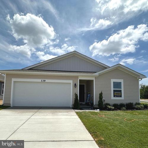 139 Grasmere St, STEPHENS CITY, VA, 22655-3919 | Card Image