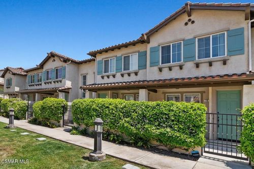 110 Via Katrina, Newbury Park, CA, 91320-7020 | Card Image