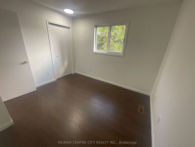 969 Apache Rd, House other with 3 bedrooms, 3 bathrooms and 4 parking in London ON | Image 20