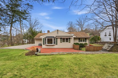 176 Barker St, Mount Kisco, NY, 10549-1504 | Card Image