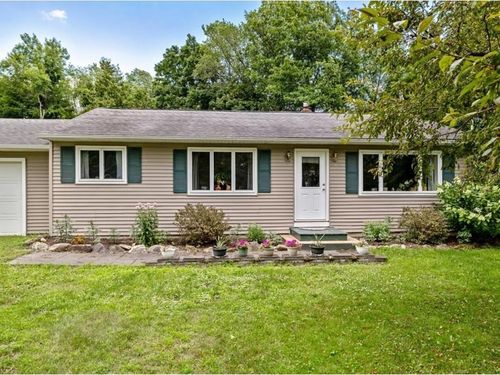 102 Mcginn Dr, Saint Albans, VT, 05478-3164 | Card Image