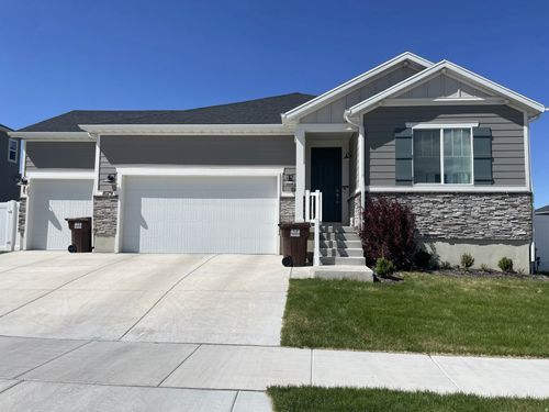 1079 E Horse Rider Dr, Eagle Mountain, UT, 84005-5478 | Card Image