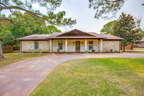 233 Oak Street, Highland Village, TX, 75077 | Card Image