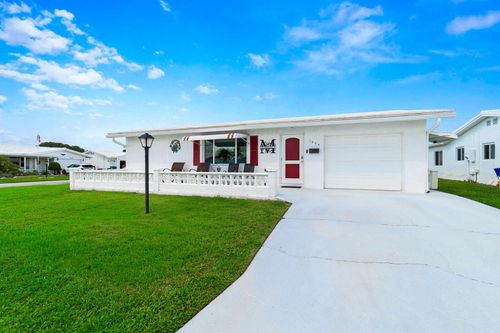1605 Verdi Dr, Boynton Beach, FL, 33426-7147 | Card Image