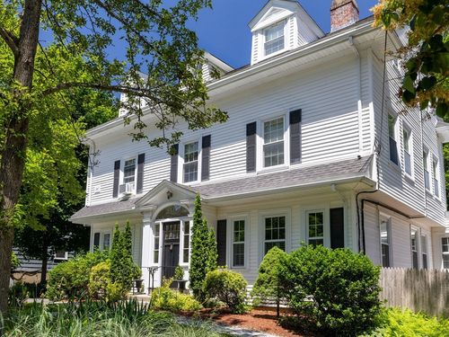 2l-12 Appleby Rd, Wellesley, MA, 02482-6934 | Card Image