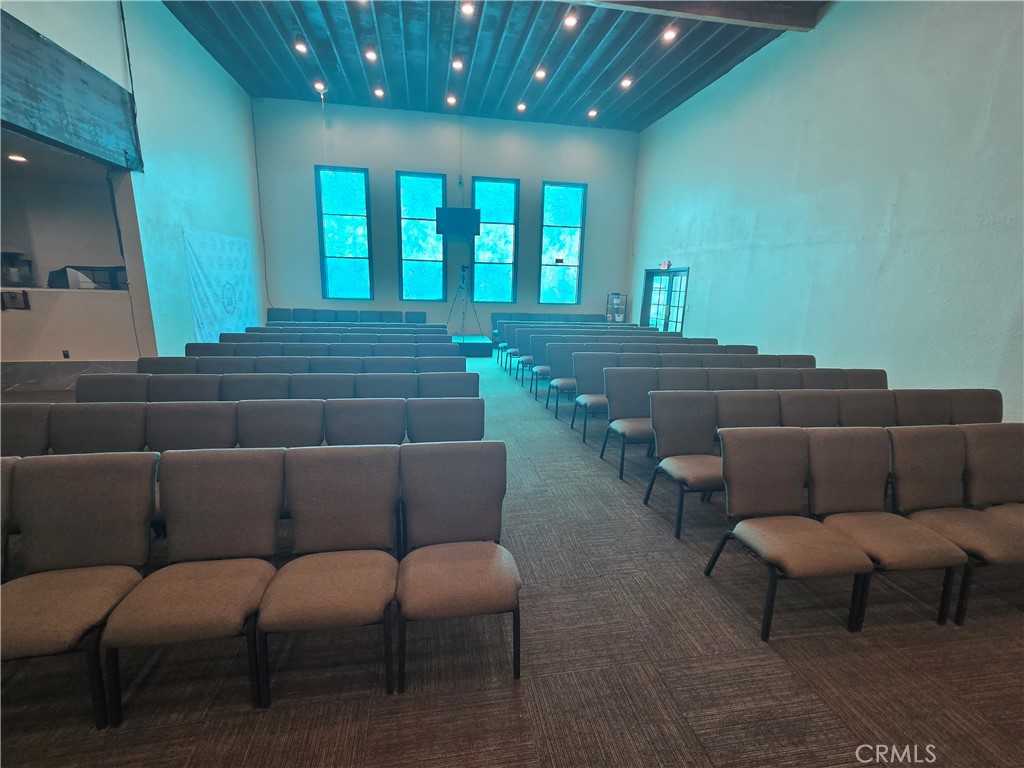 Commercial Lease in Los Angeles 5