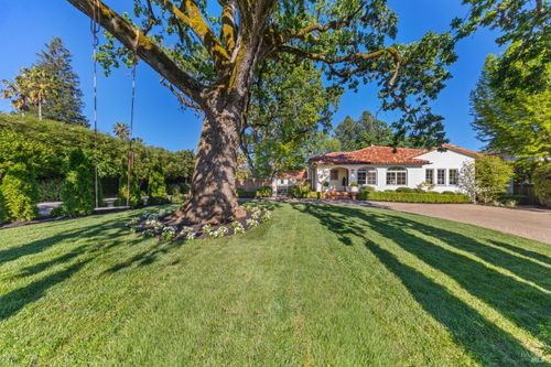 1 Lilac Avenue, Kentfield, CA, 94904 | Card Image