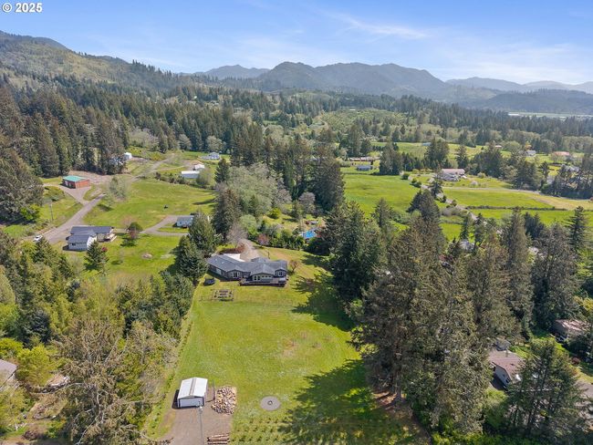 7705 Seattle Ave, House other with 4 bedrooms, 3 bathrooms and 3 parking in Bay City OR | Image 8