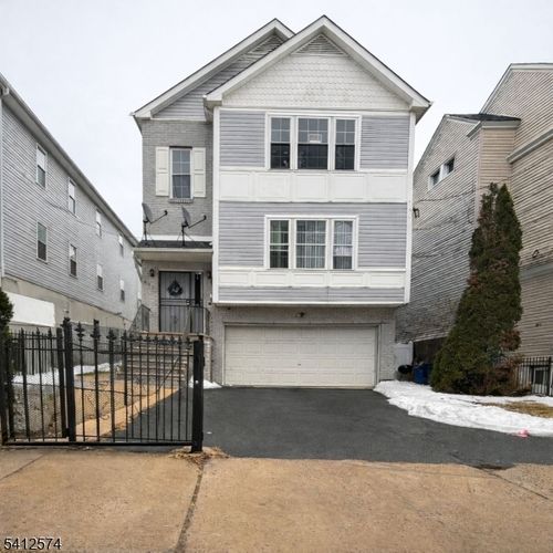 1-421 Irvine Turner Blvd, Newark, NJ, 07108-2413 | Card Image