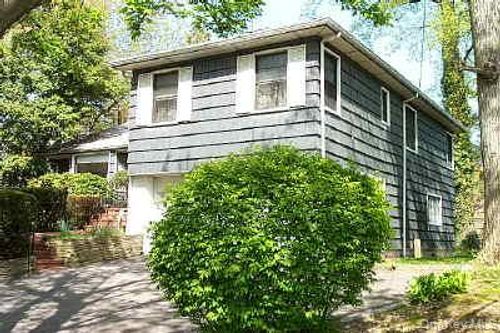 9 Tulip Ln, Port Washington, NY, 11050-4213 | Card Image