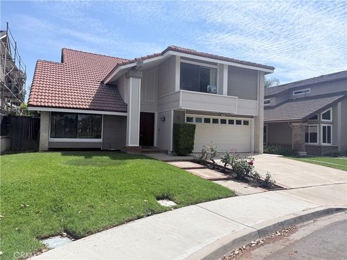 46 Christamon W, Irvine, CA, 92620-1835 | Card Image