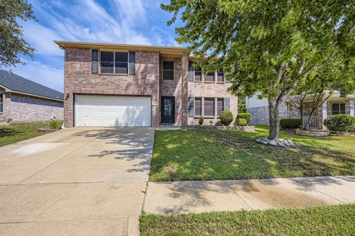 7107 Chambers Creek Ln, Arlington, TX, 76002-4019 | Card Image