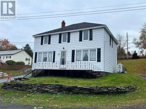 35 Pond Side Rd, Carbonear, NL, A1Y1A5 | Card Image