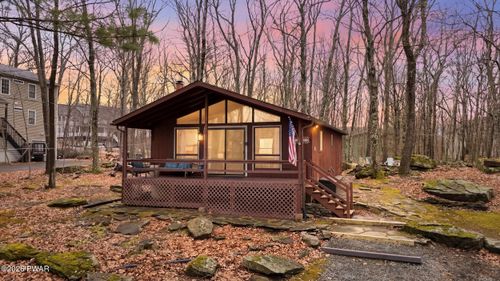 135 Candlewick Way, Lackawaxen, PA, 18435-7713 | Card Image